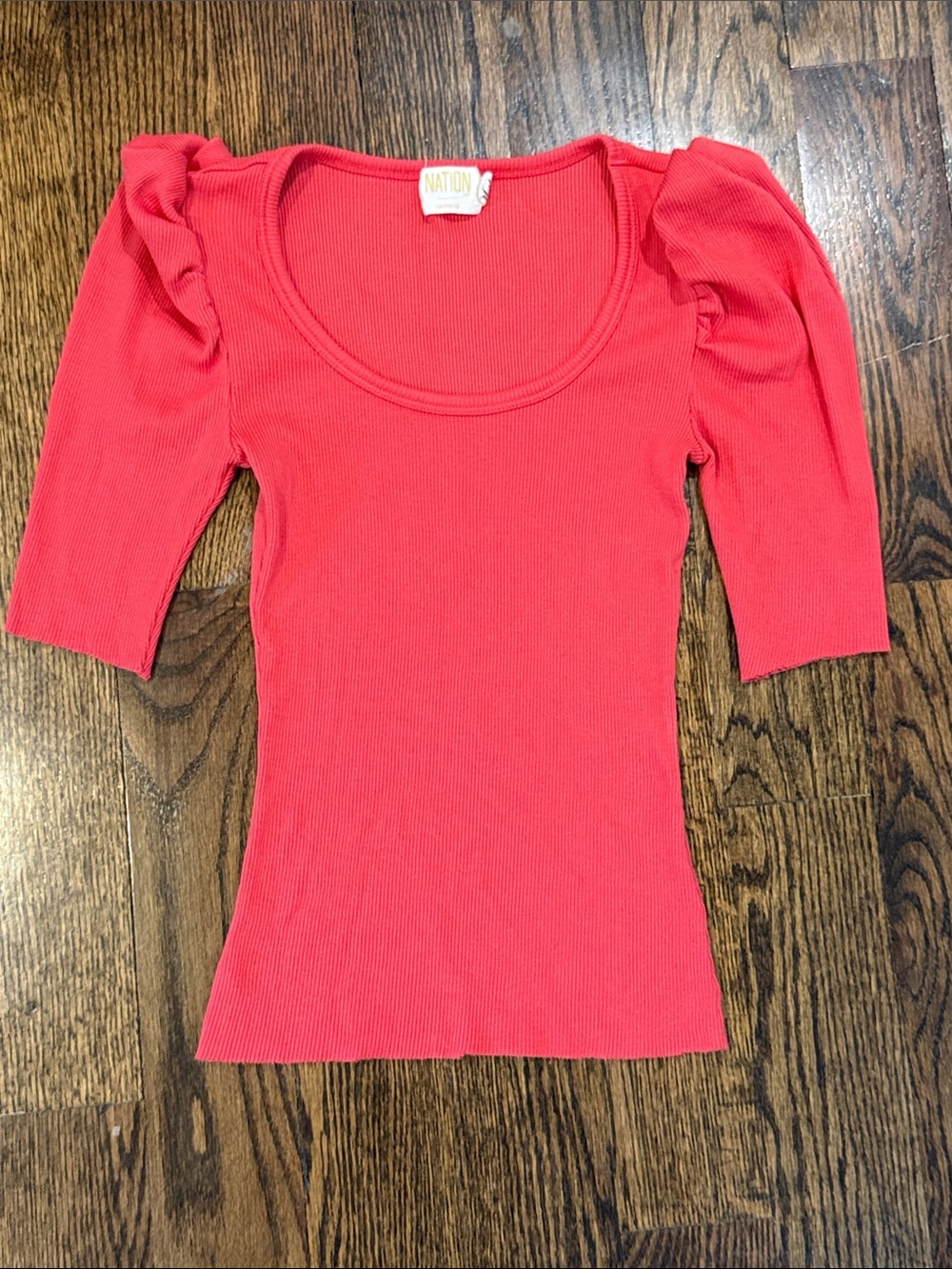 Nation Ltd Pixie Scoop Neck Puff 3/4 Sleeve in stretch ribbed knit Red XS